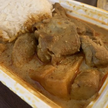Malay Restaurant - Curry chicken and rice - Malaysian Near Me - Flushing, New York