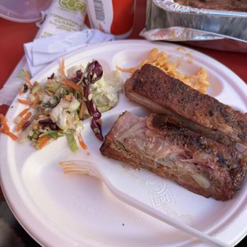 Capelo's Barbecue - Barbeque Near Me - Redwood City, California