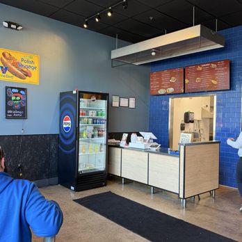 Old Chicago Red Hots - Ordering counter - Hot Dogs Near Me - Kenosha, Wisconsin Old Chicago Red Hots - Ordering counter - Hot Dogs Near Me - Kenosha, Wisconsin