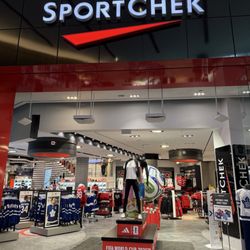 Sport Chek Maple Leaf Square - At the entrance