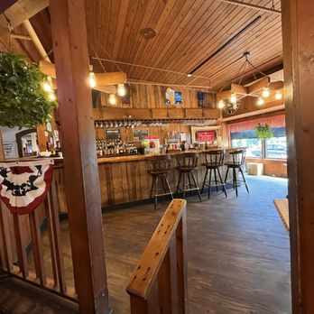 Bennett's Pit Bar-B-Que - Barbeque Near Me - Gatlinburg, Tennessee Bennett's Pit Bar-B-Que - Barbeque Near Me - Gatlinburg, Tennessee