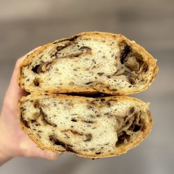 Oat Bakery - Shiitake shallot bread