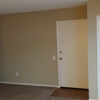 Arbor Ridge Apartments - Entry way to apt - Apartments Near Me - Whittier, California Arbor Ridge Apartments - Entry way to apt - Apartments Near Me - Whittier, California