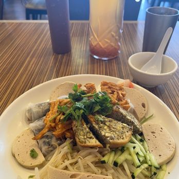 Banh Cuon Tay Ho - Bánh Cuốn Tây Hồ Đặc Biệt - Vietnamese Near Me - Westminster, California Banh Cuon Tay Ho - Bánh Cuốn Tây Hồ Đặc Biệt - Vietnamese Near Me - Westminster, California