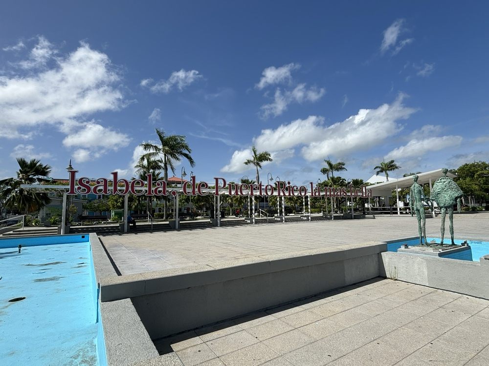 Plaza de Recreo de Isabela Image