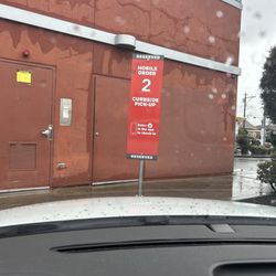 McDonald's - Waiting for curbside and  for decent food
