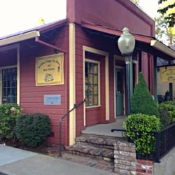 Murphys Village Toy Store - Exterior shot