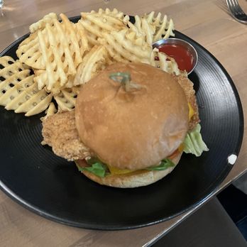The Dirdie Birdie - Sunday Side Chick Sandwich - Mini Golf Near Me - Austin, Texas The Dirdie Birdie - Sunday Side Chick Sandwich - Mini Golf Near Me - Austin, Texas