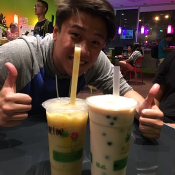 Shaka Shaka Tea Express - Taro smoothie and pineapple kiwi smoothie - Bubble Tea Near Me - Honolulu, Hawaii Shaka Shaka Tea Express - Taro smoothie and pineapple kiwi smoothie - Bubble Tea Near Me - Honolulu, Hawaii