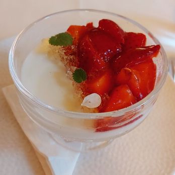 Auberge du Pommier - French Near Me - Toronto, Ontario