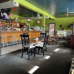 Schleicher's Bar & Grill - Inside