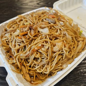 Yea's Wok - Combination Chow Mein - Chinese Near Me - Newcastle, Washington
