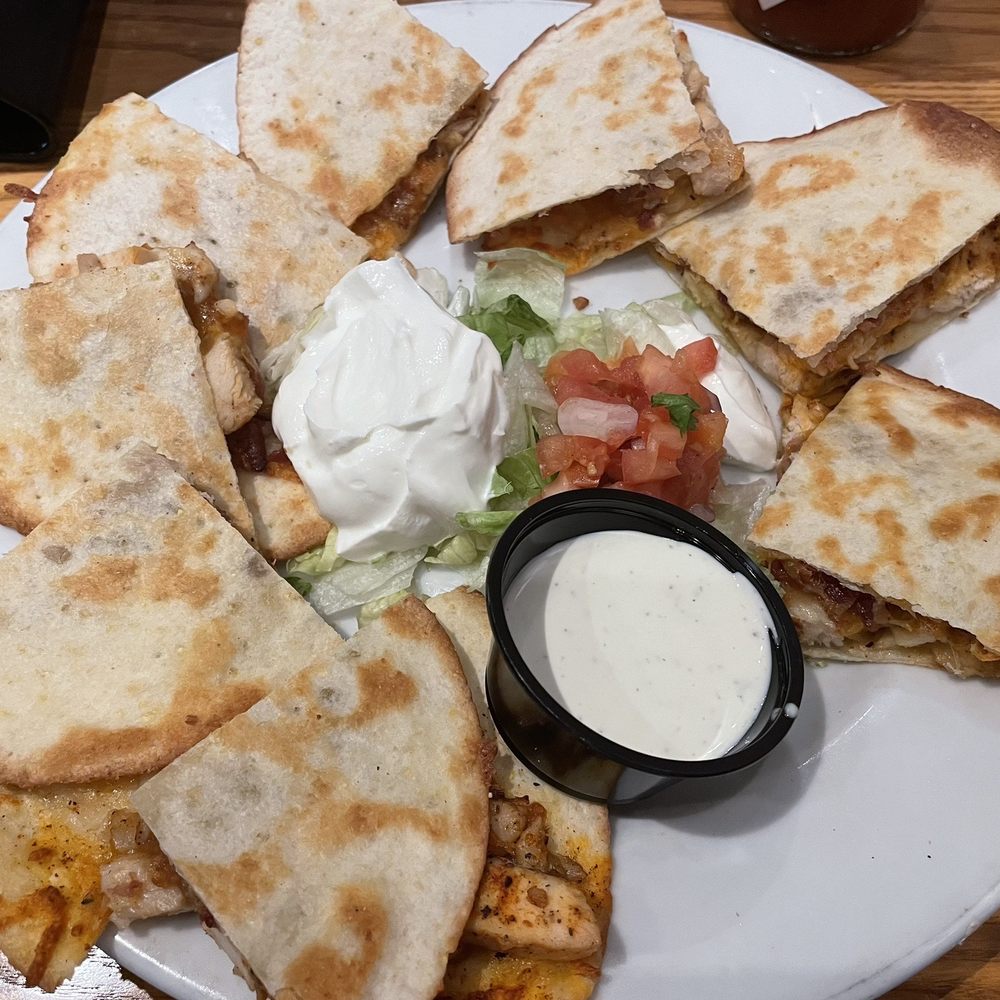 Chili's - Cracker Quesadilla - Tex-Mex Near Me - Scottsdale, Arizona