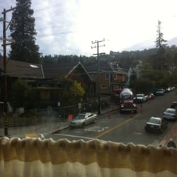 Erwin Yeh, DDS - View from above Peets.