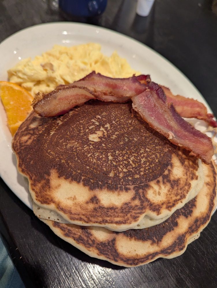 Island Cafe and Smokehouse — Mexican restaurant in Port Aransas