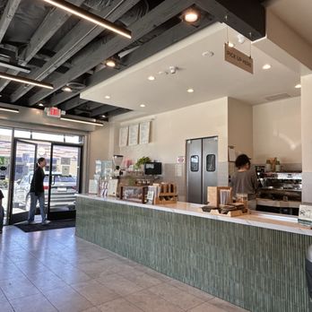 Yeems Coffee - Coffee & Tea Near Me - Gardena, California