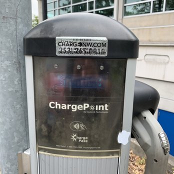 Puget Sound Energy - Two ChargePoint stations near entrance of building - EV Charging Stations Near Me Puget Sound Energy - Two ChargePoint stations near entrance of building - EV Charging Stations Near Me