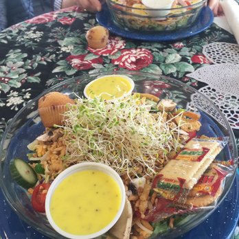 Yankee Peddlers Tea Room - Go nuts salad - Tea Rooms Near Me - Osage Beach, Missouri Yankee Peddlers Tea Room - Go nuts salad - Tea Rooms Near Me - Osage Beach, Missouri