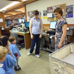 Magnolia Montessori School - Field Trp  to the Seattle Public Library