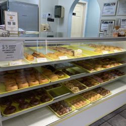 Jenny's Donut - Donuts! I have been coming here since I was a little boy! We moved to Frisco in 2001 and this is THE best donut shop in Frisco, HANDS DOWN!
