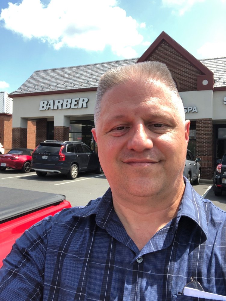 CENTREVILLE SQUARE BARBER SHOP - 10 Photos & 55 Reviews - 14011A Saint