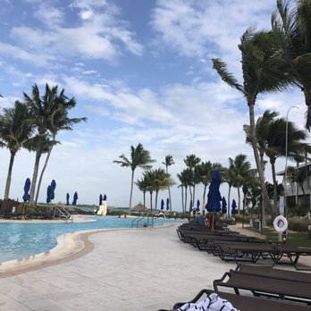 Hawks Cay Resort - Main pool view - Resorts Near Me - Duck Key, Florida Hawks Cay Resort - Main pool view - Resorts Near Me - Duck Key, Florida