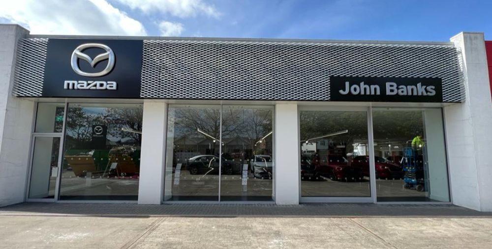 JOHN BANKS MAZDA COLCHESTER Severalls Industrial Park 3 Autoway