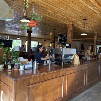 Pinewood Coffee Bar - Coffee & Tea Near Me - Waco, Texas Pinewood Coffee Bar - Coffee & Tea Near Me - Waco, Texas