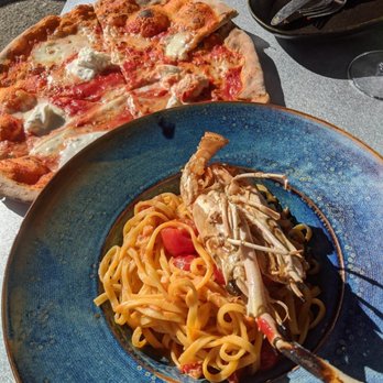 Via Vai - Buffalo mozzarella pizza, and taglioni with crabmeat and lobster - Italian Near Me - Astoria, New York