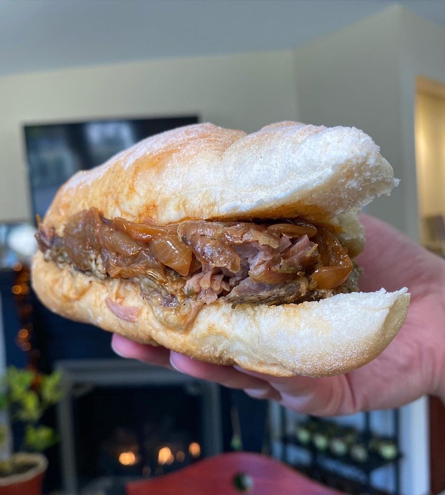 D'eliana Public Market & Deli Logo