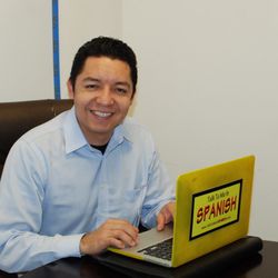 Talk To Me in SPANISH - Having fun while recording a lesson with one of my students.
