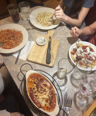 Clara & Ray’s Ristorante Italiano by null