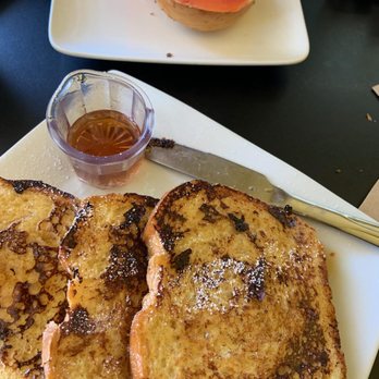 Windmill Cafe - Smoked salmon bagel and "french toast" - Cafes Near Me - Santa Cruz, California