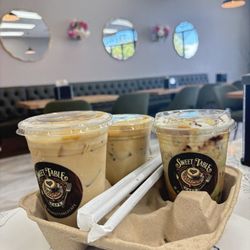 Sweet Table Cafe - Dubai chocolate late, brown sugar shaken espresso and caramel macchiato