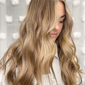 Vanessa Michelle Hair Co - Blonde Balayage - Hair Stylists Near Me - Brea, California Vanessa Michelle Hair Co - Blonde Balayage - Hair Stylists Near Me - Brea, California