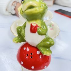 Louise and Oleta’s - Salt Pepper Shaker