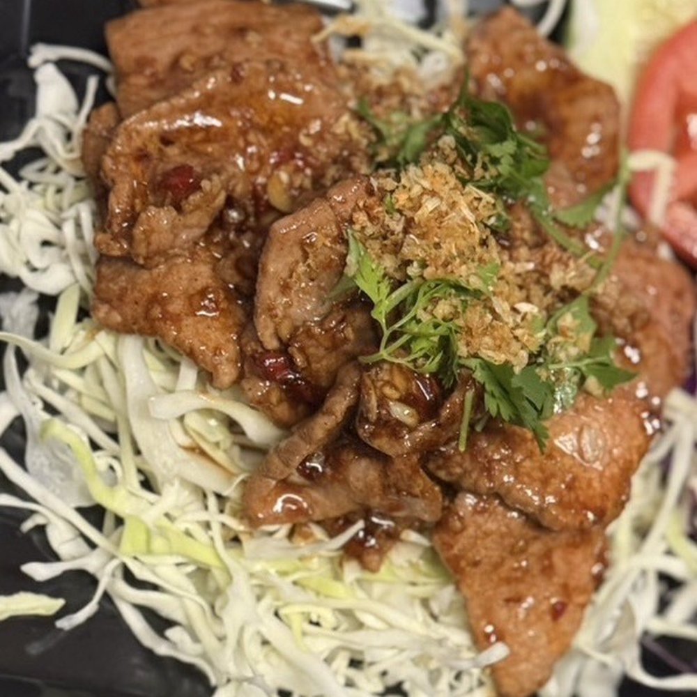 Thai Thae Cuisine - Pork stir fried with Garlic - Thai Near Me - San Diego, California Thai Thae Cuisine - Pork stir fried with Garlic - Thai Near Me - San Diego, California