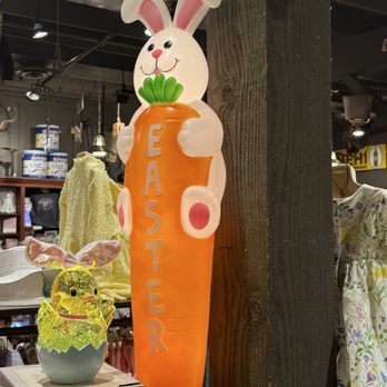 Cracker Barrel Old Country Store - American Near Me - Round Rock, Texas