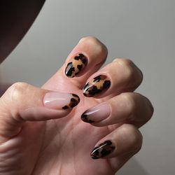 La La Land Nail Salon