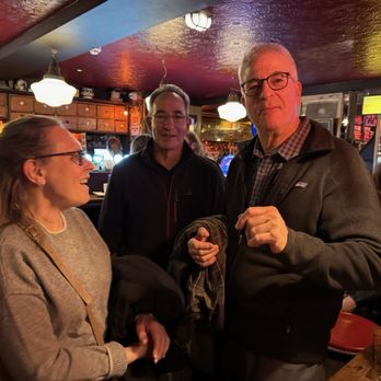 Knox's Bar - Pubs Near Me - Ennis, CE