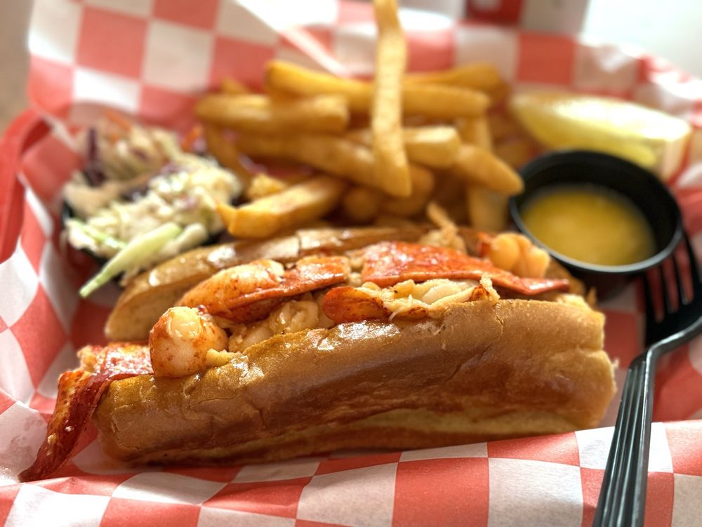 Benny's Clam Shack Logo