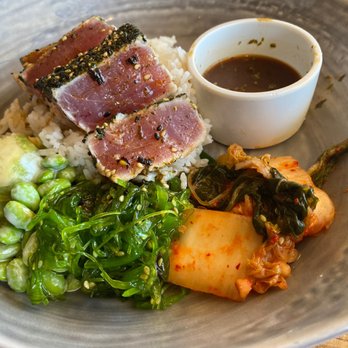 Duke's Malibu - Saturday & Sunday Brunch Seared Ahi Bowl* - New American Near Me - Malibu, California