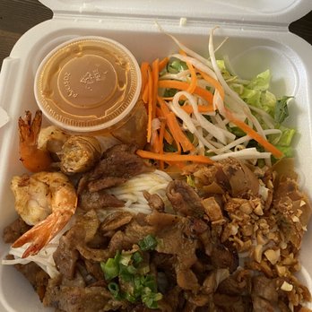 Viet Kitchen - Viet Kitchen Noodle Special - Vietnamese Near Me - Tampa, Florida Viet Kitchen - Viet Kitchen Noodle Special - Vietnamese Near Me - Tampa, Florida