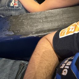 Completely worn arm rests and where you place your head too. Fancy from the outside but ugly from the inside Completely worn arm rests and where you place your head too. Fancy from the outside but ugly from the inside