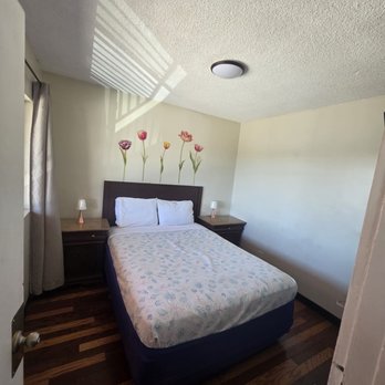 Town House Motel - Hotels Near Me - Buena Park, California Town House Motel - Hotels Near Me - Buena Park, California