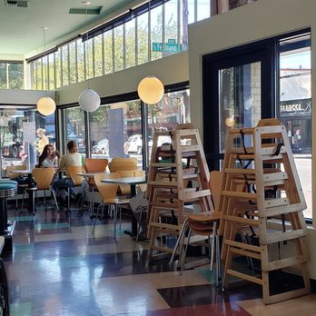 Geraldine's Counter - American Near Me - Seattle, Washington