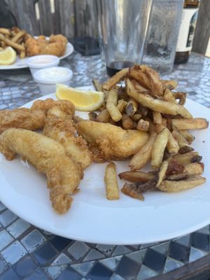 Cove Azul Bar & Grill by null