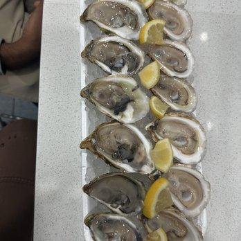 Mike's Fish Market - Seafood Markets Near Me - Toronto, Ontario