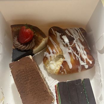 Elegante Pastry Shop - Rainbow cookies, Cheesecake, Tiramisu, cheese danish! - Bakeries Near Me - Brooklyn, New York