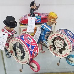 Randy's Toy Shop - Charlie McCarthy and Mortimer Snerd metal toys
